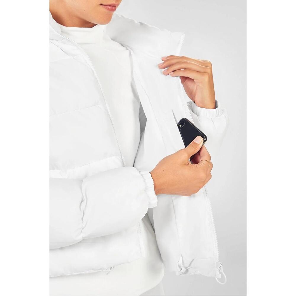 NWT Fabletics White Wander Puffer Jacket Zipper Closure High Collar Womens S - Picture 2 of 5